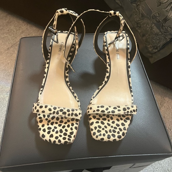 Gianni Bini shoes - Picture 3 of 3